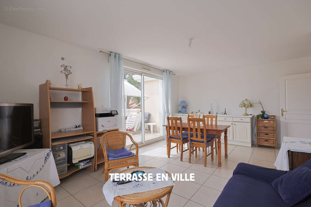 Appartement à LA VALETTE-DU-VAR