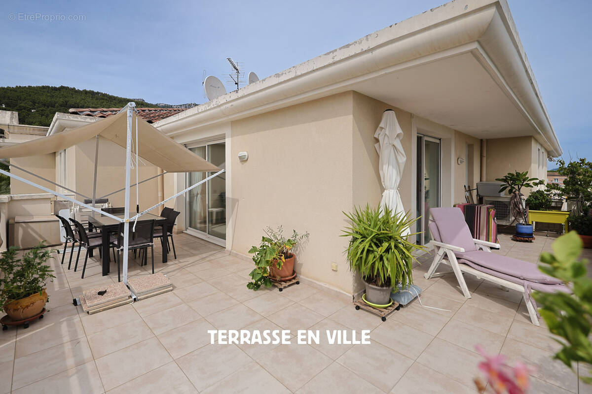 Appartement à LA VALETTE-DU-VAR