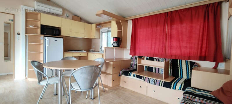 Commerce à SAINT-AUBIN-DE-BLAYE