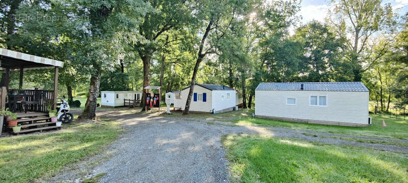 Commerce à SAINT-AUBIN-DE-BLAYE
