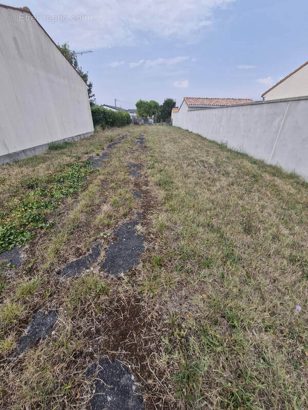 Terrain à MESCHERS-SUR-GIRONDE