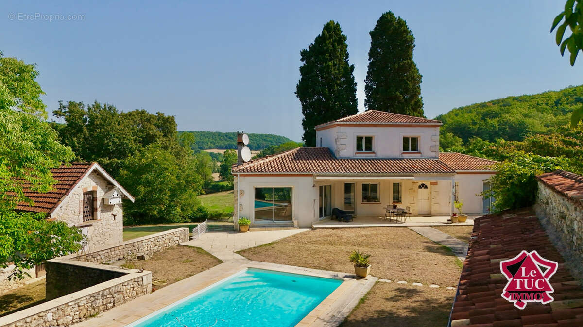 Maison à HAUTEFAGE-LA-TOUR