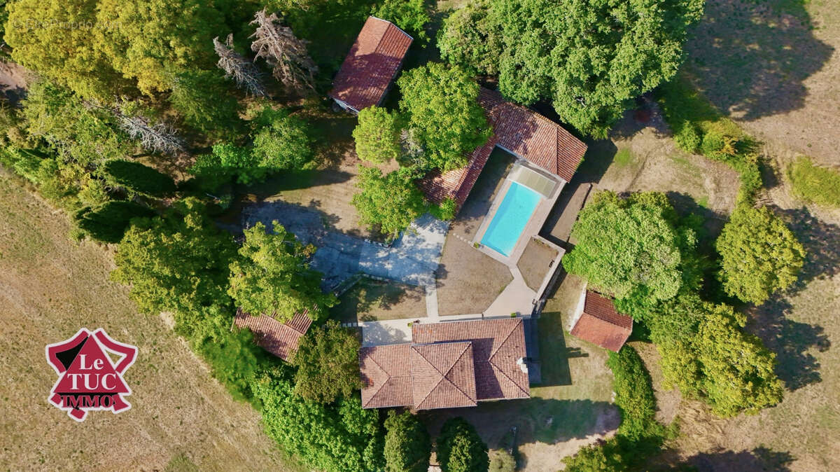 Maison à HAUTEFAGE-LA-TOUR
