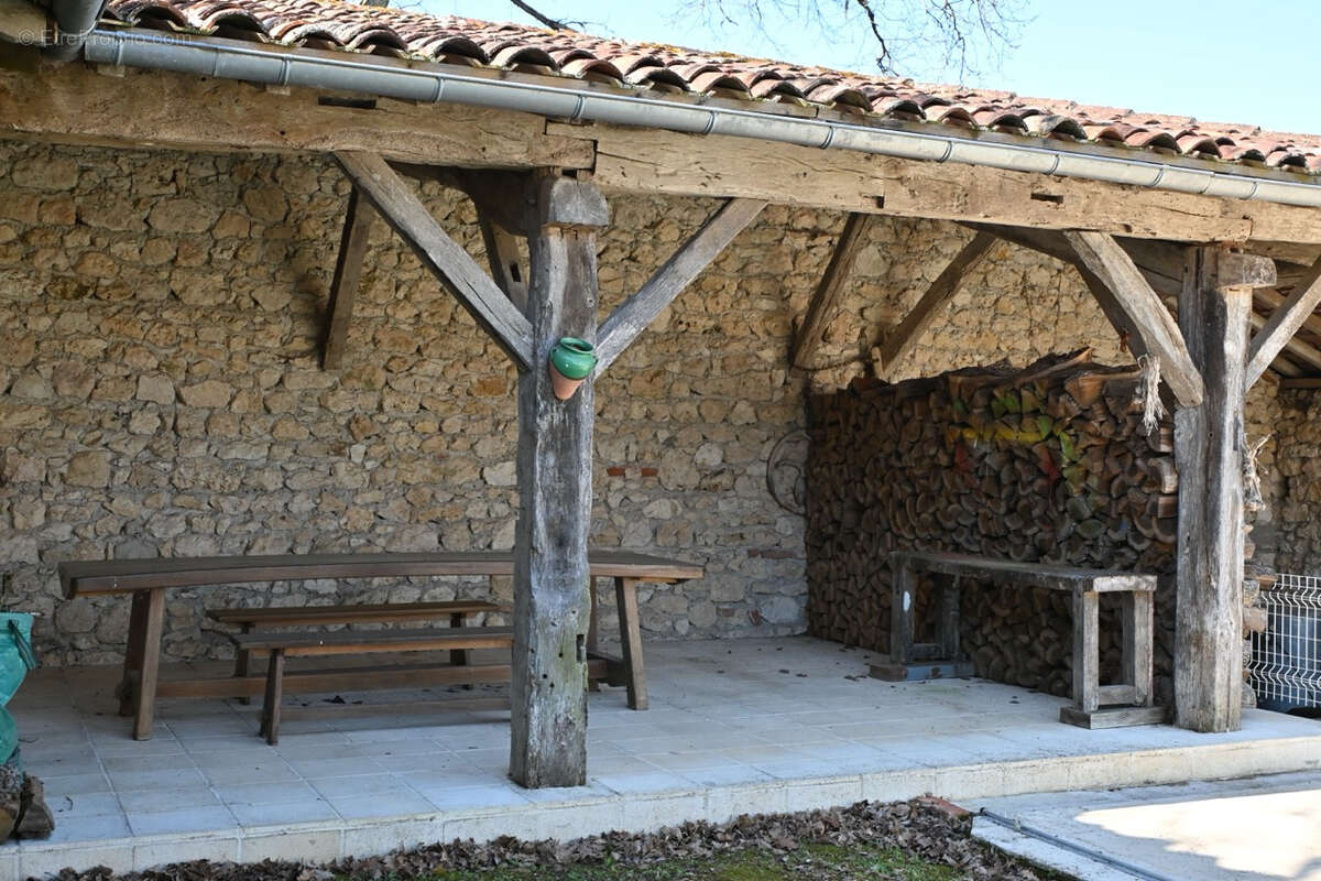 Maison à HAUTEFAGE-LA-TOUR