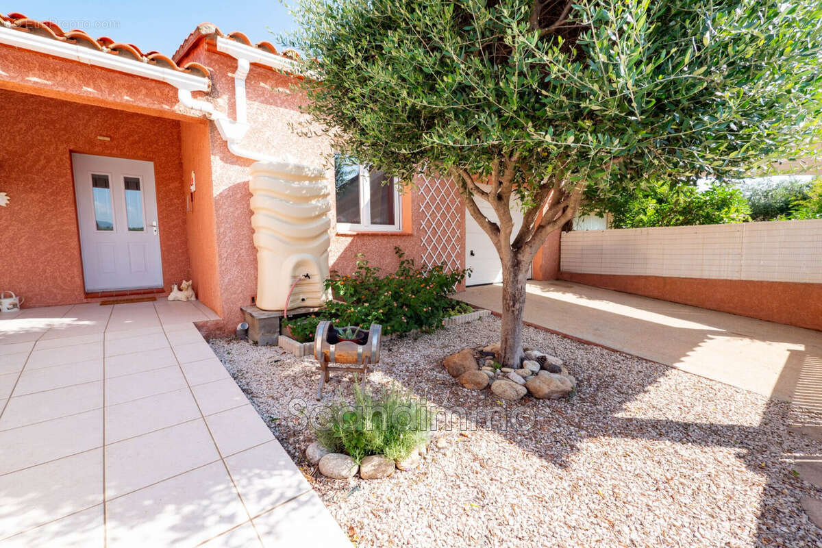 Maison à SAINT-JEAN-LASSEILLE