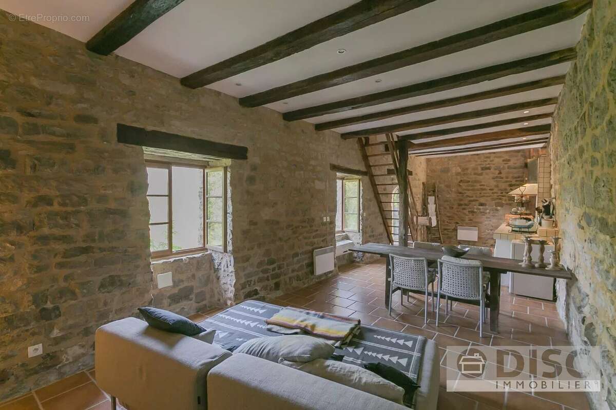 Appartement à PENNE