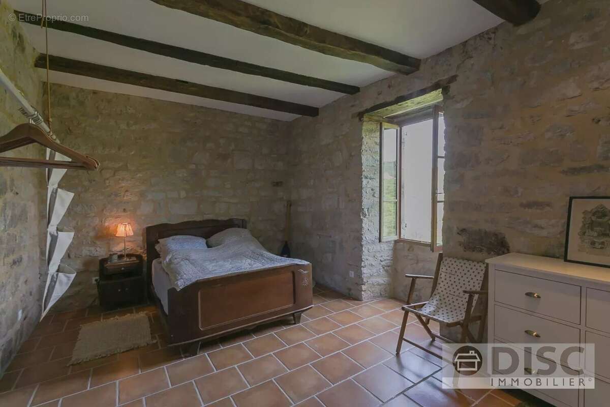 Appartement à PENNE