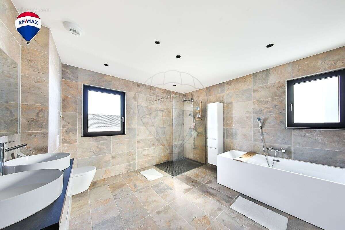 Maison à HAGENTHAL-LE-BAS