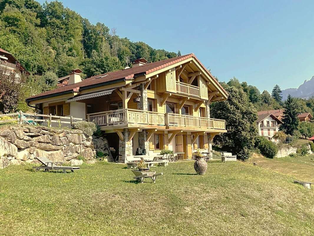 Maison à SALLANCHES