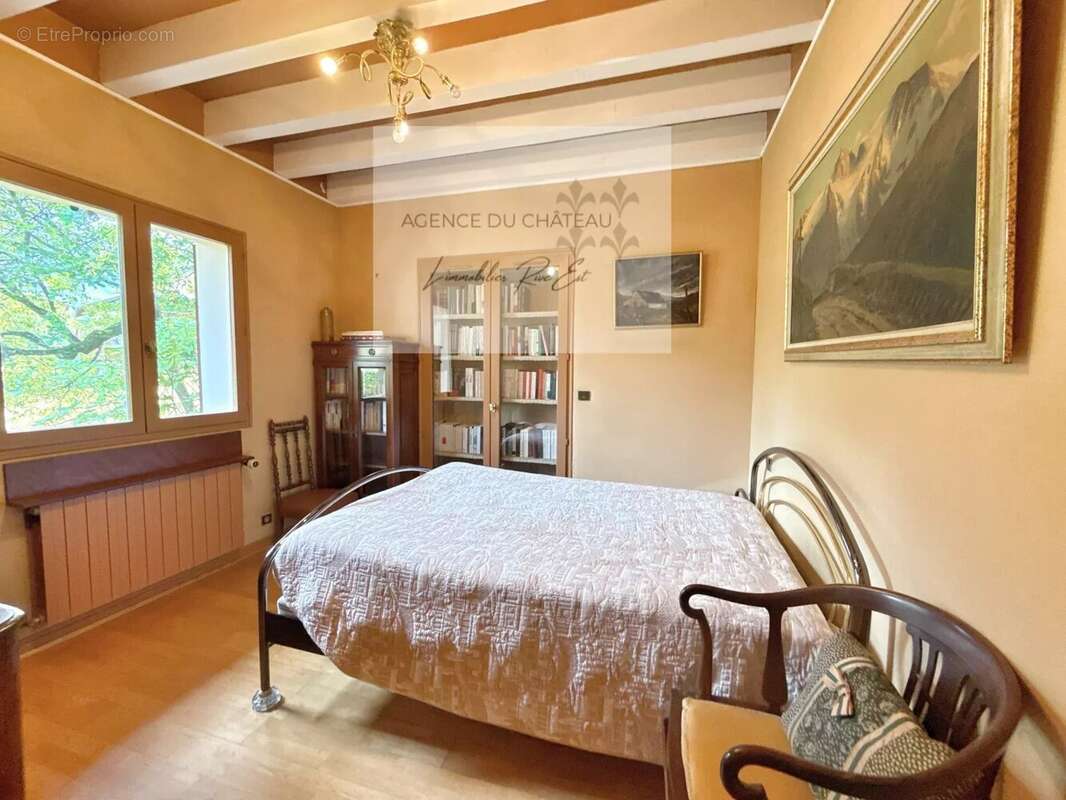 Maison à MENTHON-SAINT-BERNARD