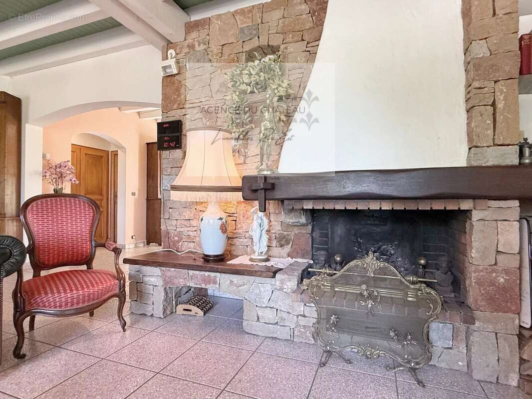 Maison à MENTHON-SAINT-BERNARD