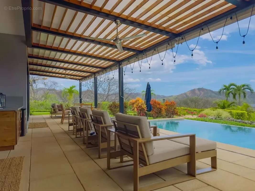 Maison à CORBEIL-CERF