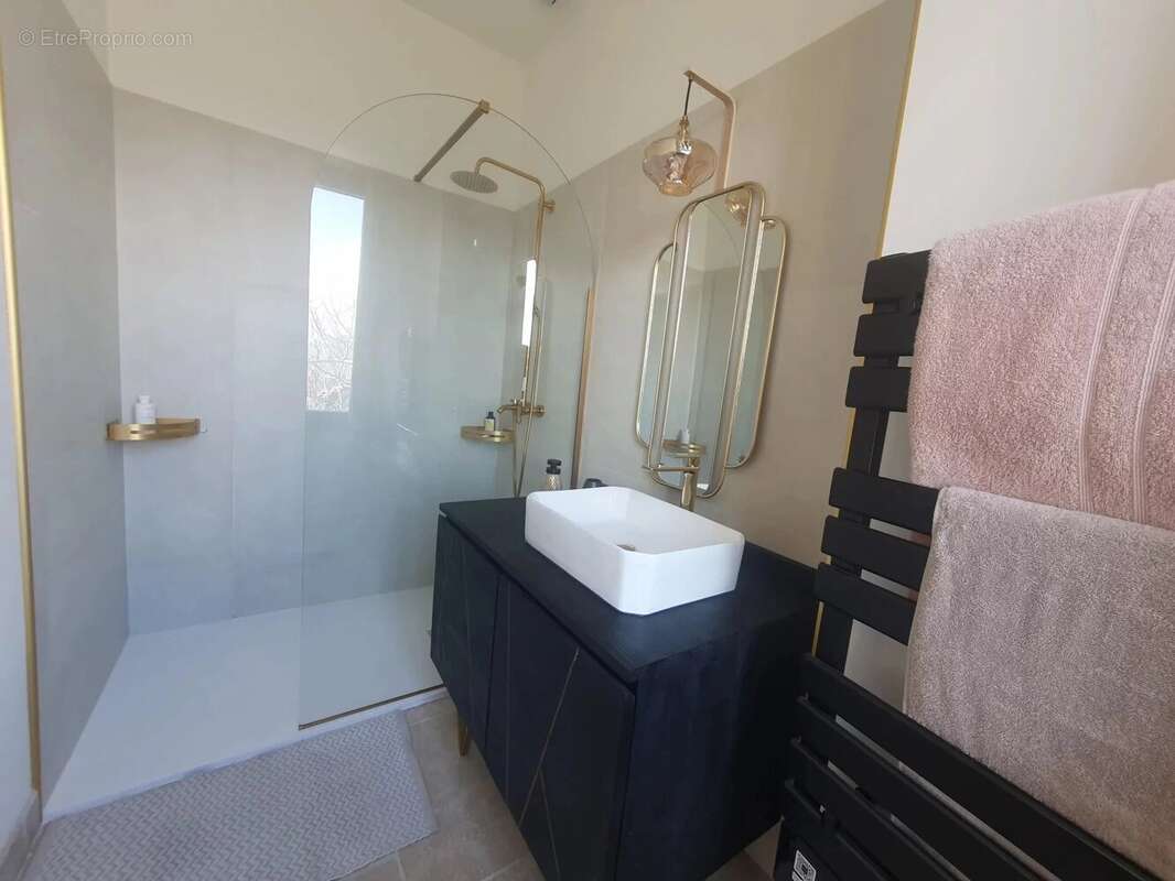 Maison à SANTO-PIETRO-DI-TENDA