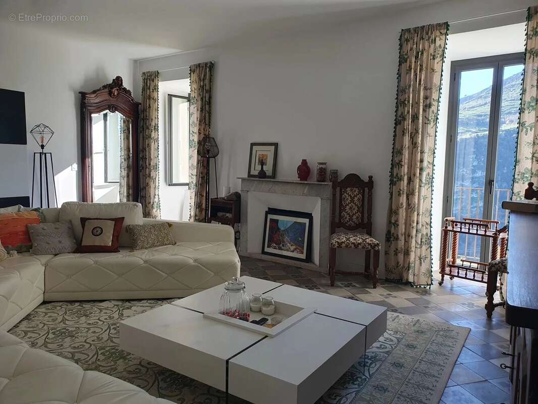 Maison à SANTO-PIETRO-DI-TENDA