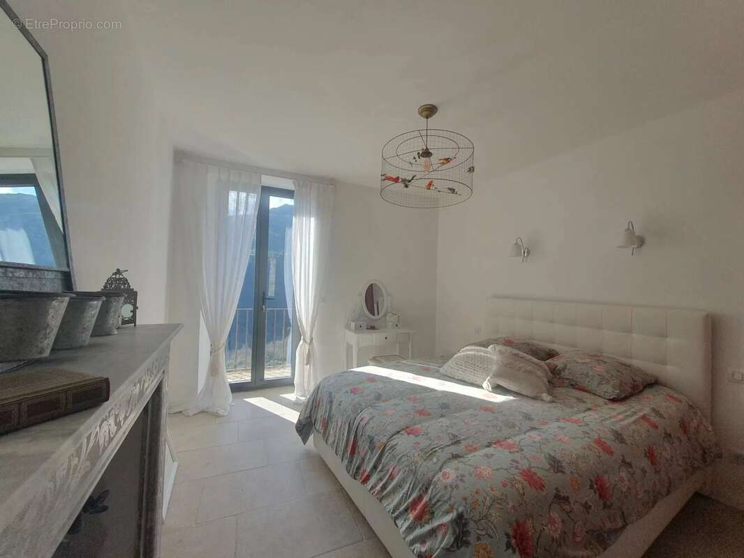 Maison à SANTO-PIETRO-DI-TENDA