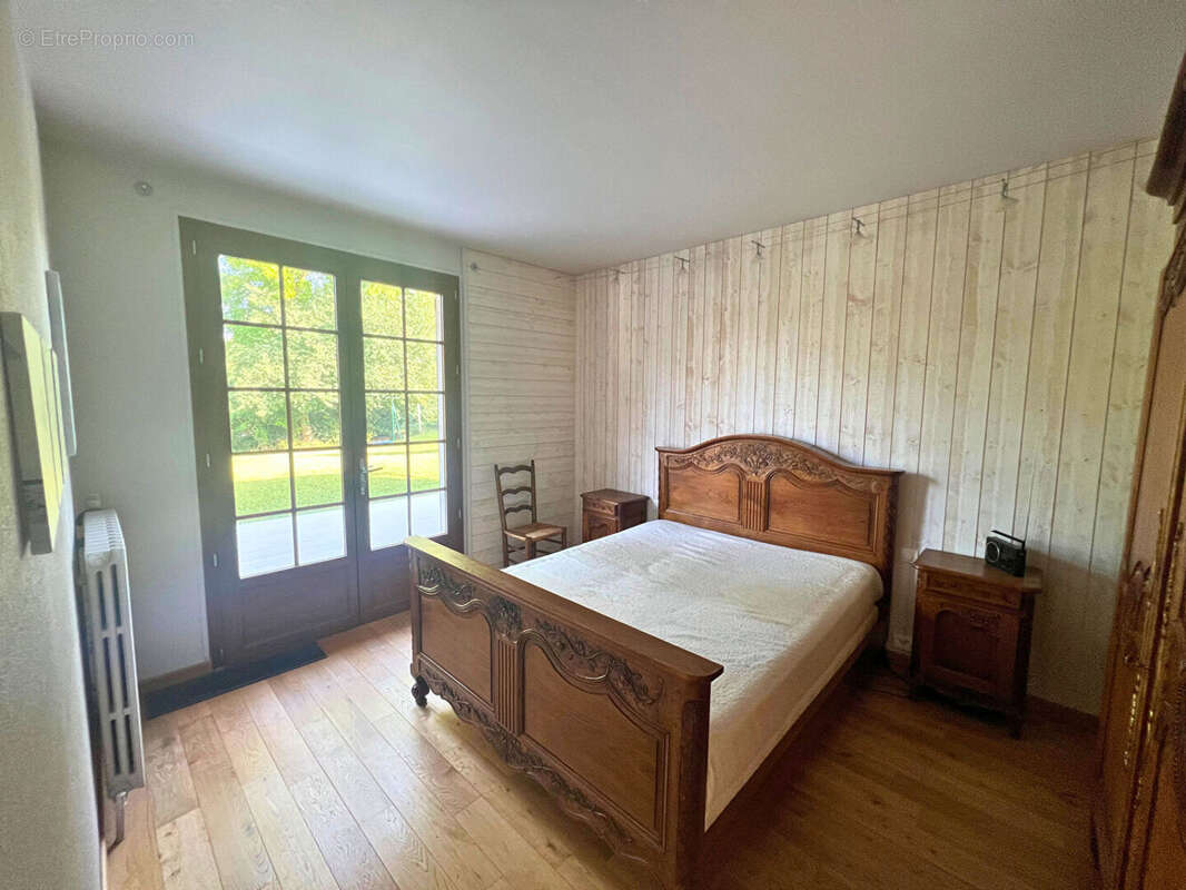 Maison à DROUE-SUR-DROUETTE