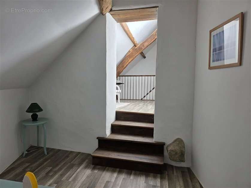 Maison à MAGNAC-LAVAL