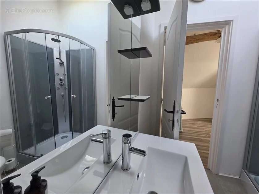 Maison à MAGNAC-LAVAL