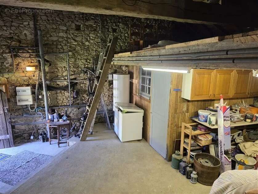 Maison à MAGNAC-LAVAL