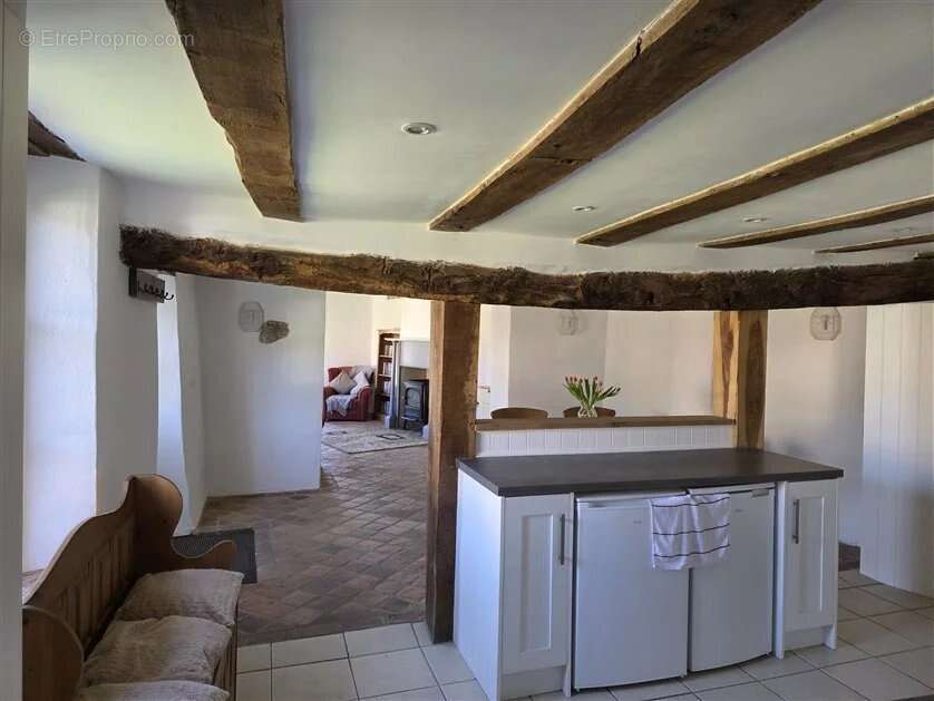 Maison à MAGNAC-LAVAL