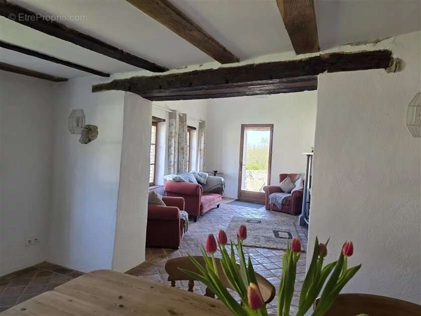 Maison à MAGNAC-LAVAL