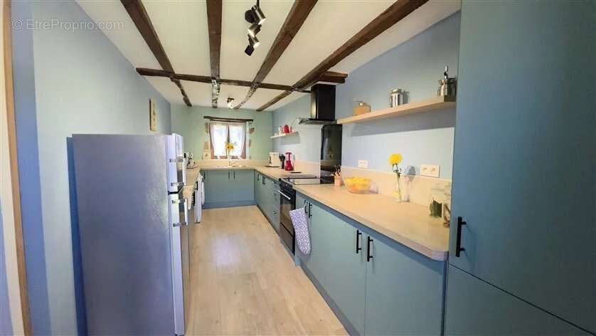 Maison à MAGNAC-LAVAL