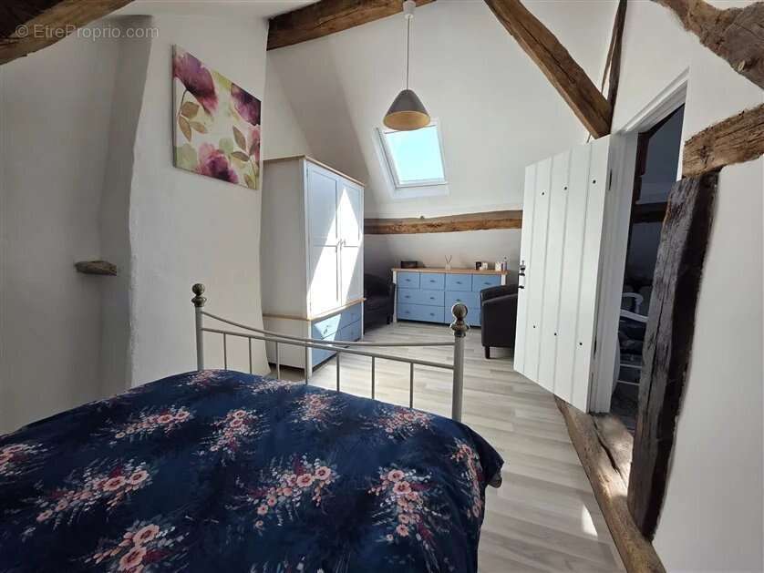 Maison à MAGNAC-LAVAL