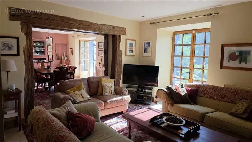 Maison à AVAILLES-LIMOUZINE