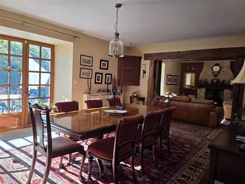 Maison à AVAILLES-LIMOUZINE