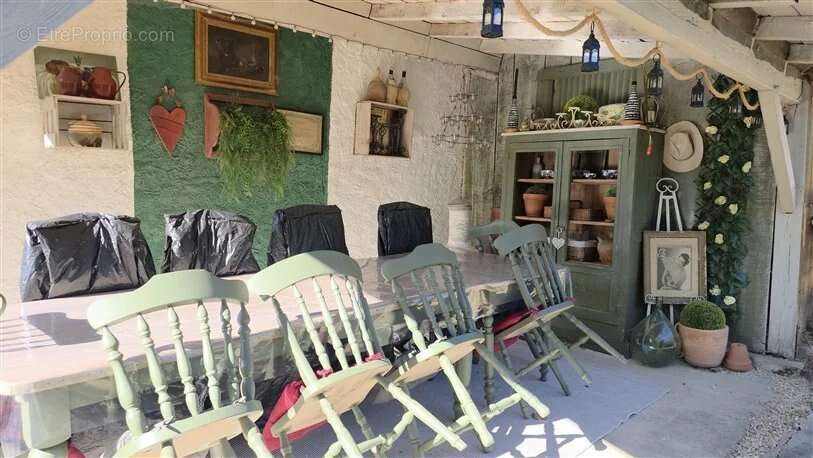 Maison à AVAILLES-LIMOUZINE