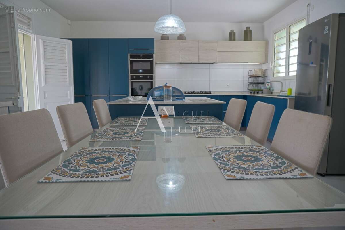 Maison à SAINTE-MARIE