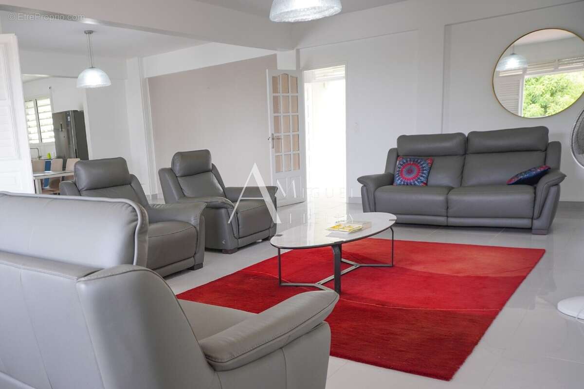 Maison à SAINTE-MARIE