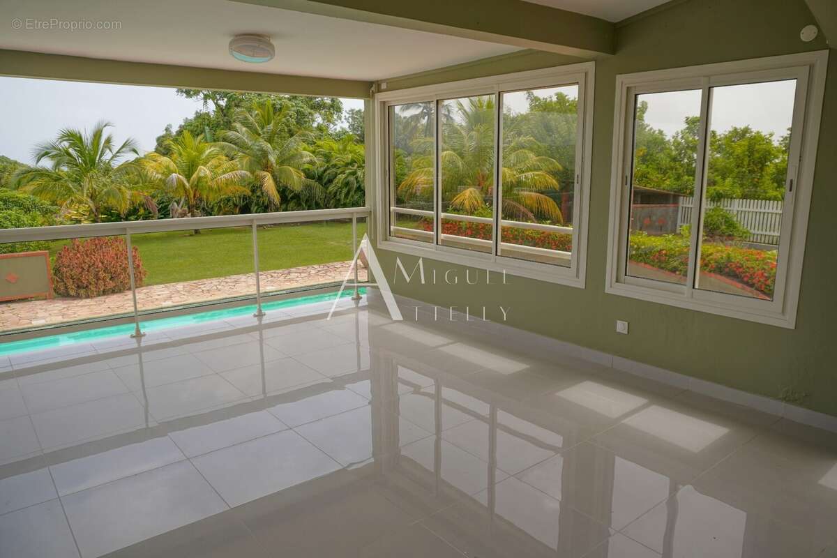 Maison à SAINTE-MARIE