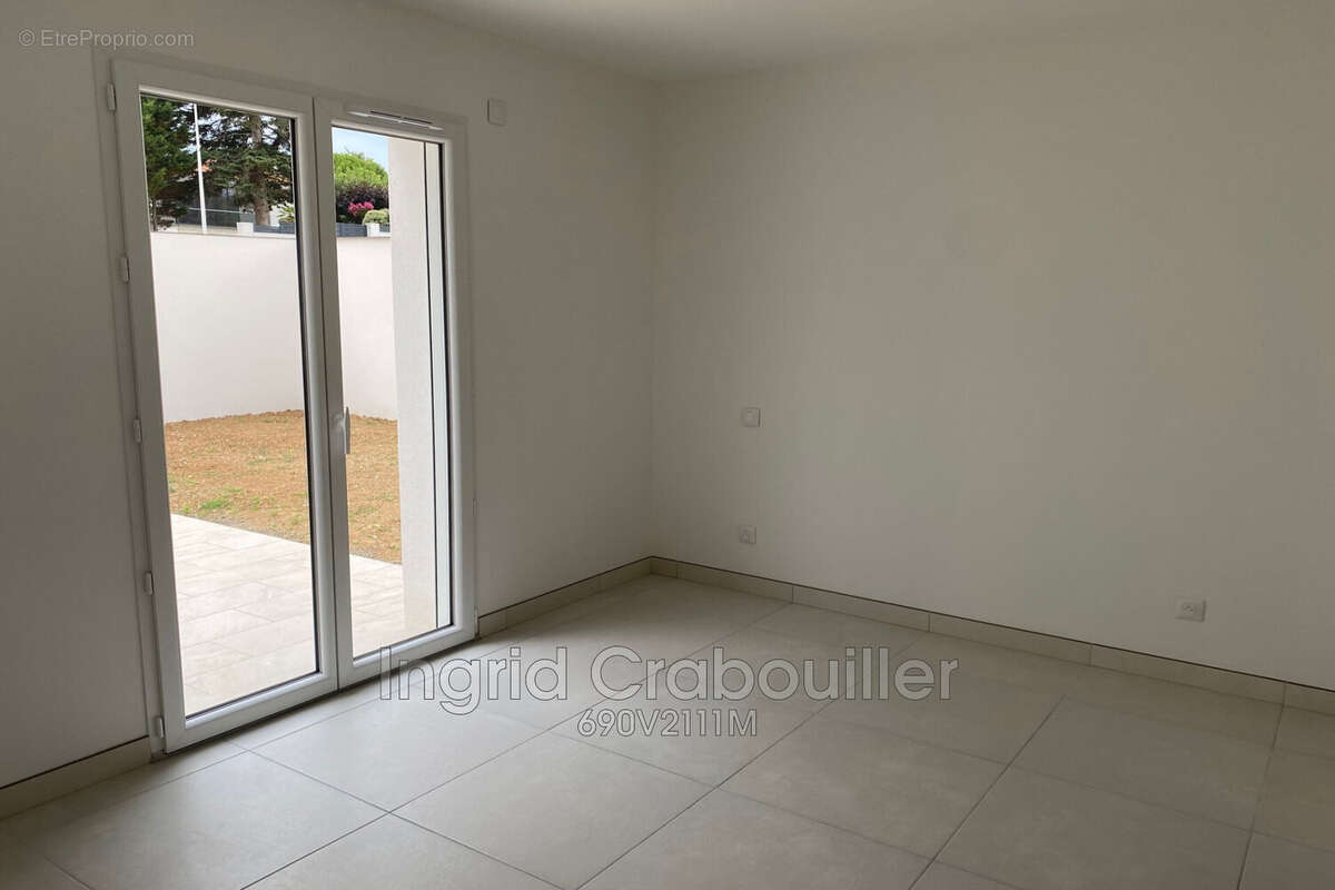 Maison à VAUX-SUR-MER