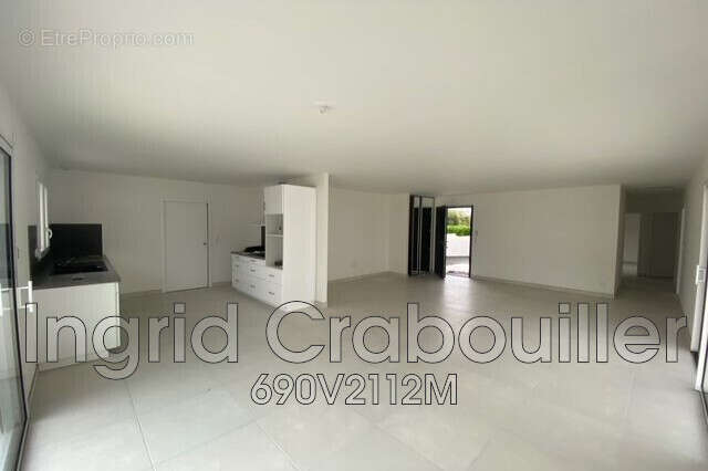 Maison à VAUX-SUR-MER