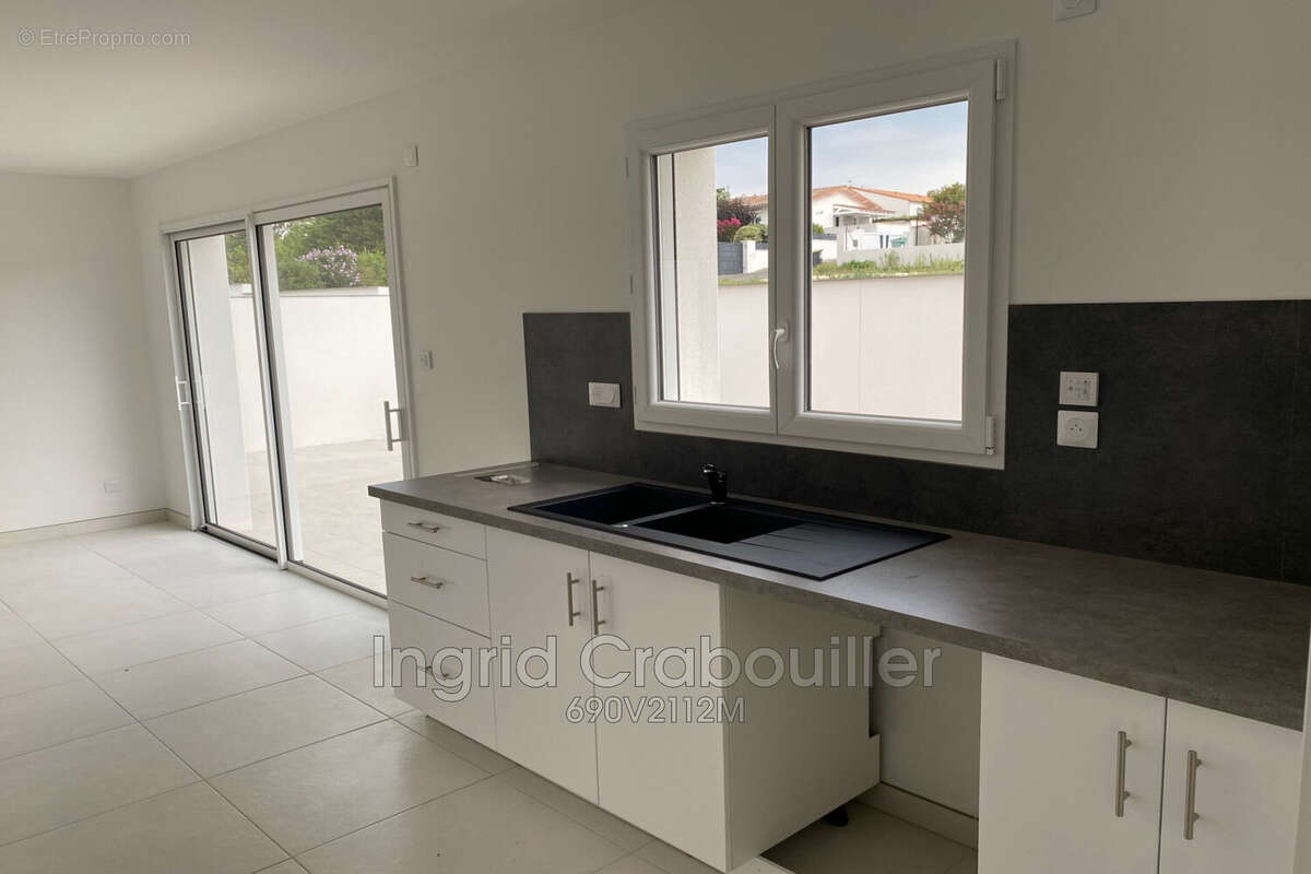 Maison à VAUX-SUR-MER