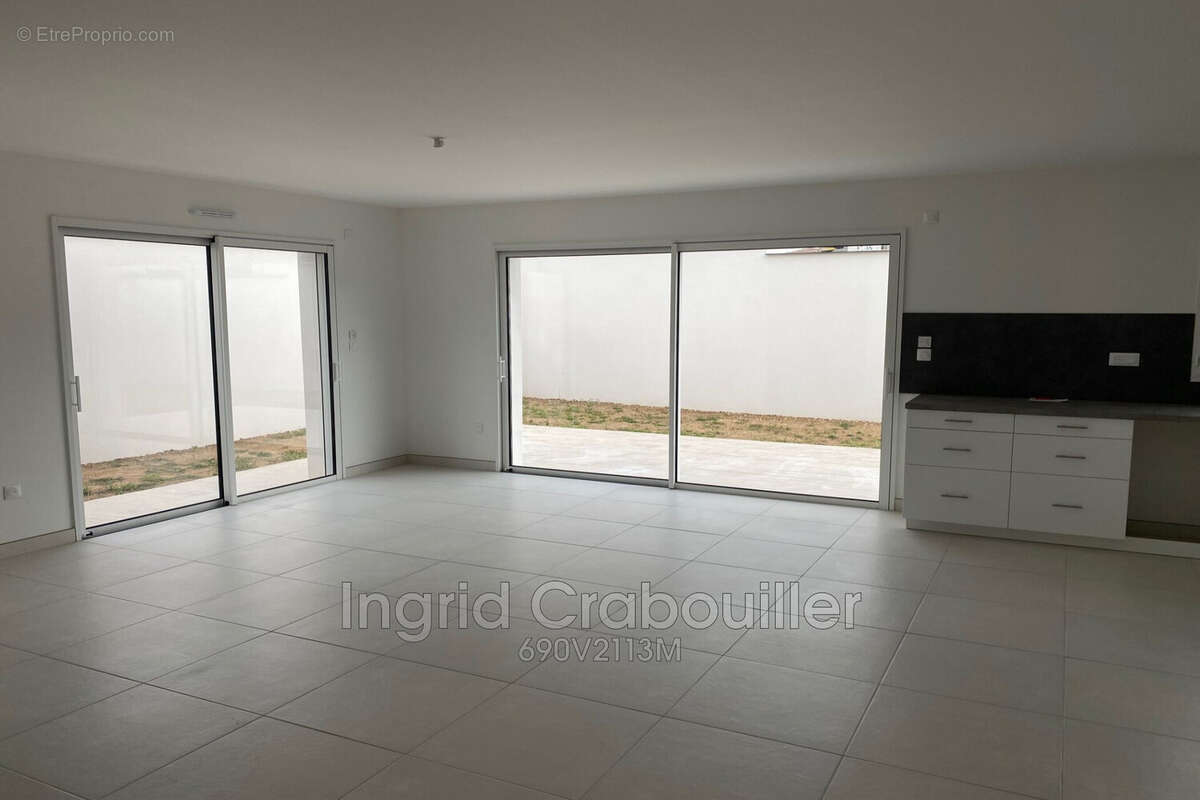 Maison à VAUX-SUR-MER