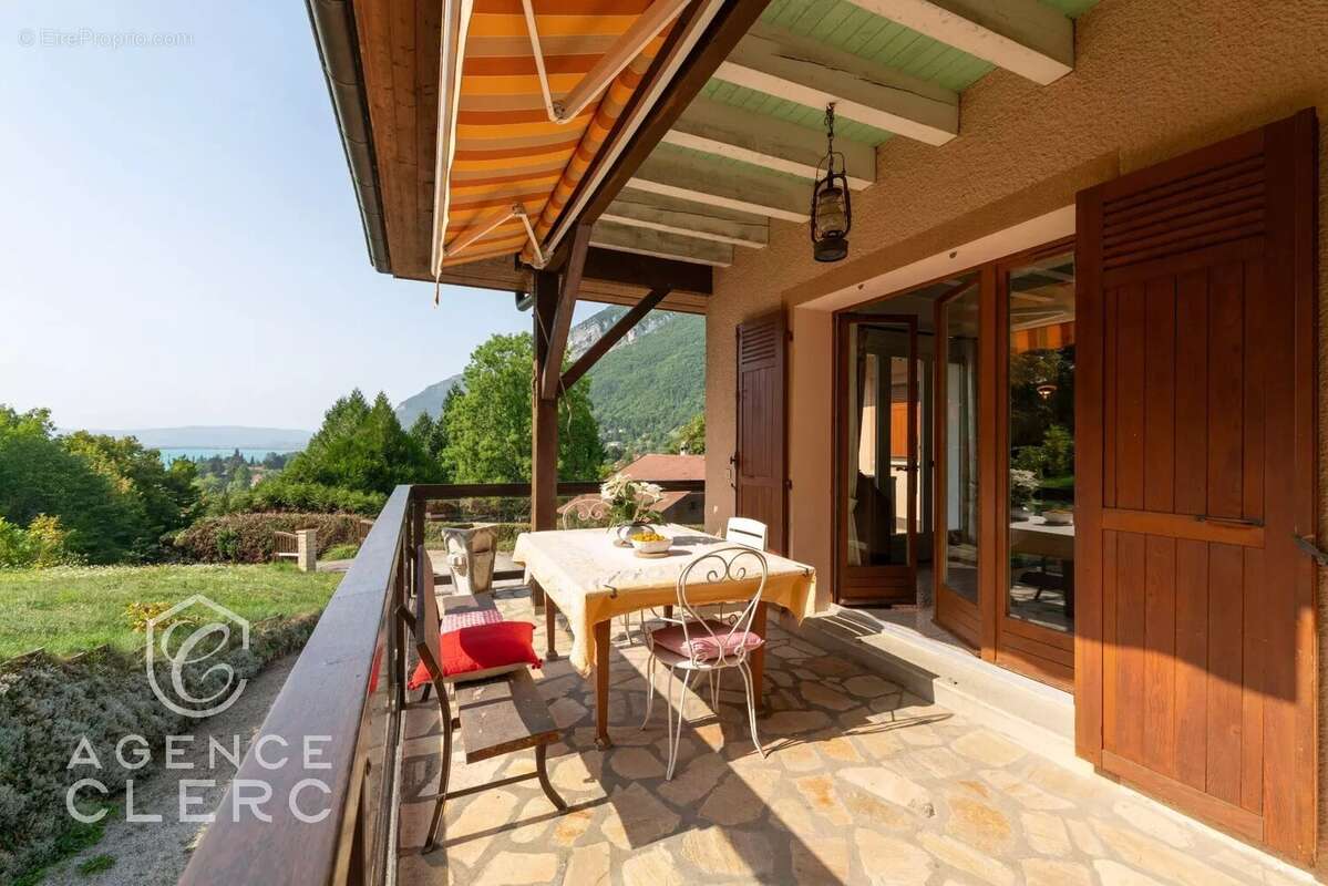 Maison à MENTHON-SAINT-BERNARD