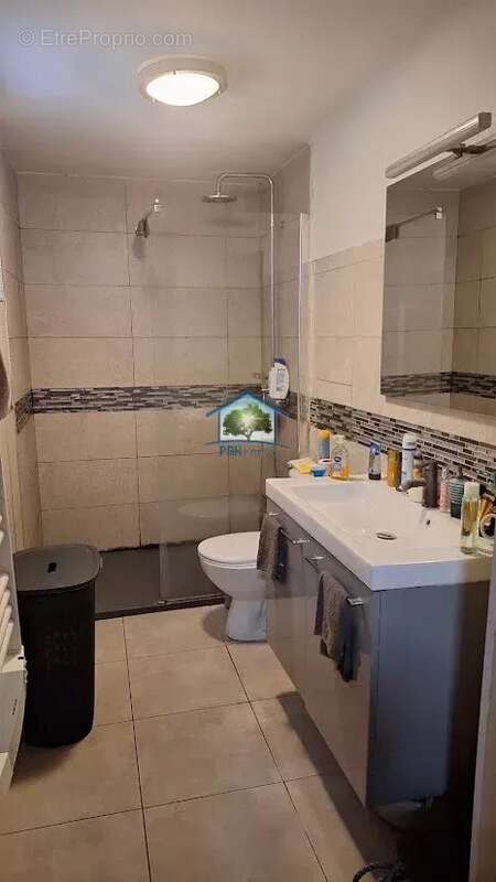 Appartement à MARSEILLE-16E