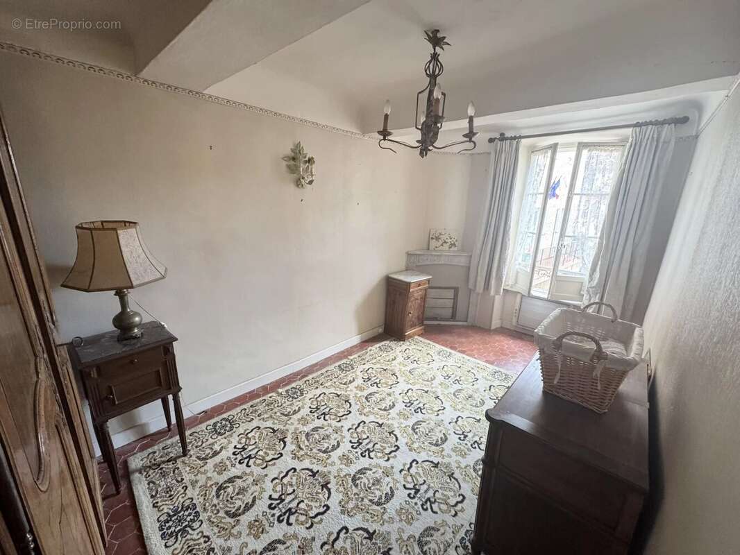 Appartement à SAINT-JEANNET