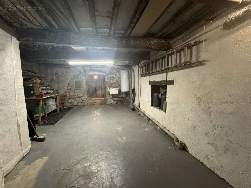 Appartement à SAINT-JEANNET