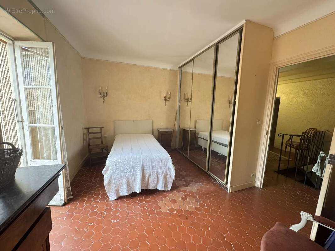 Appartement à SAINT-JEANNET