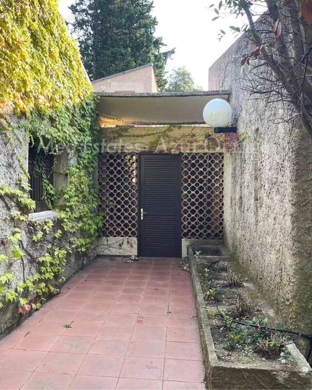 Maison à LA GARDE-FREINET