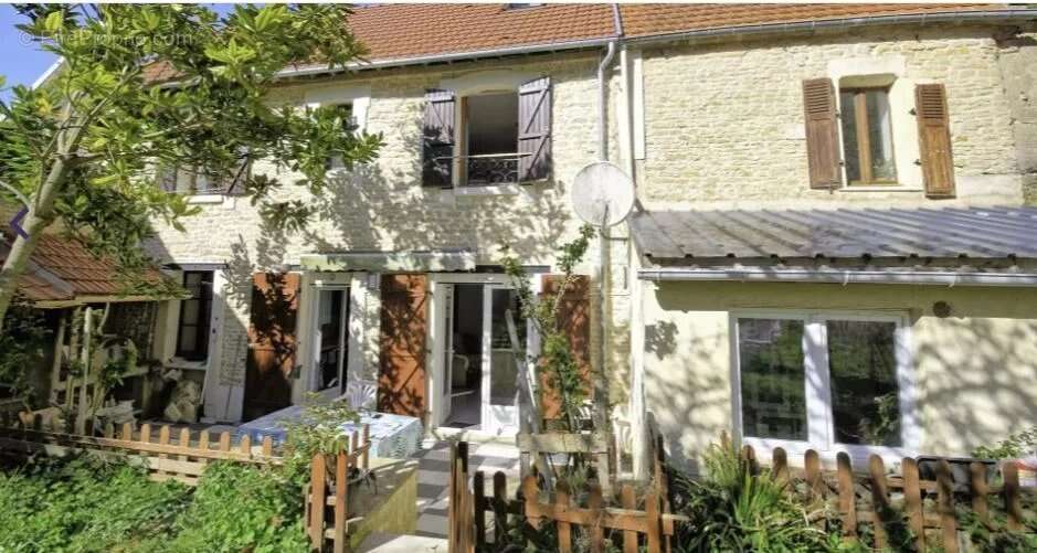 Maison à SAINT-AUBIN-SUR-MER