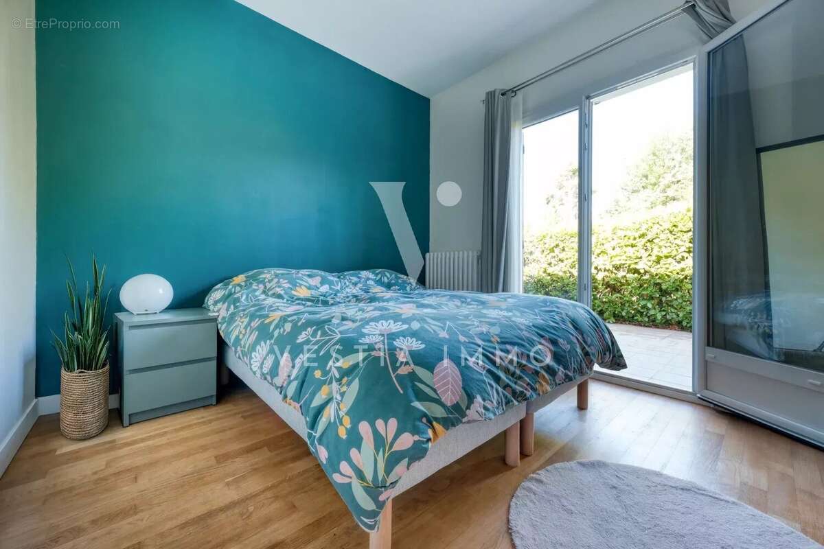 Maison à SAINT-ARNOULT-EN-YVELINES