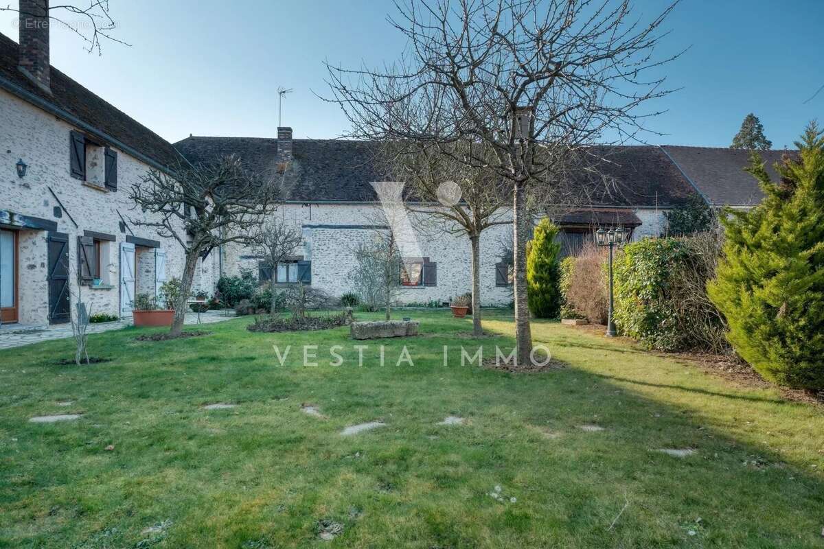 Maison à RAMBOUILLET