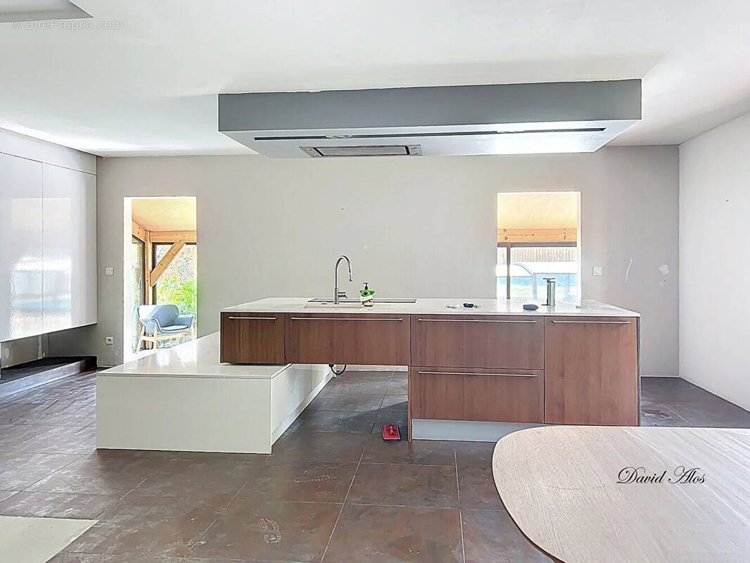 Maison à PARENTIS-EN-BORN