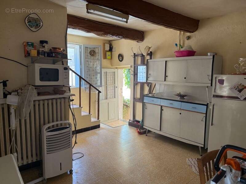 Maison à CABRIERES-D&#039;AIGUES