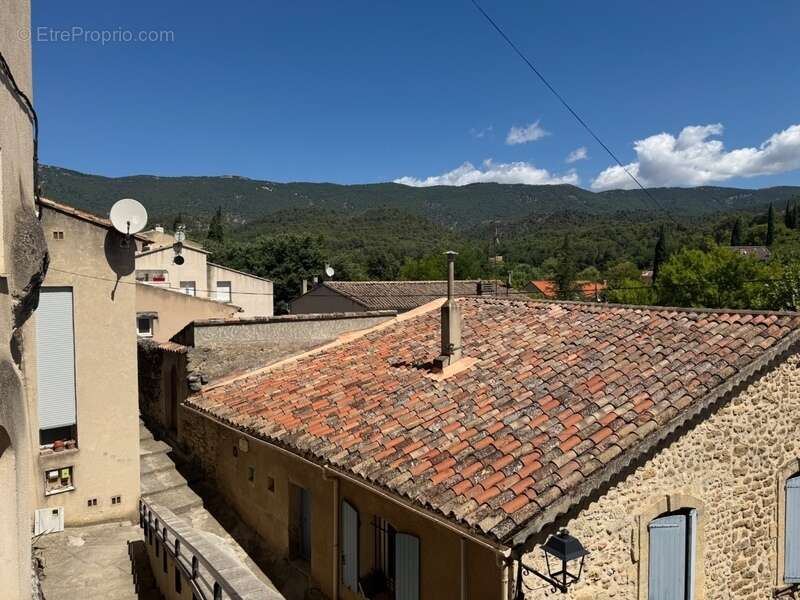 Maison à CABRIERES-D&#039;AIGUES