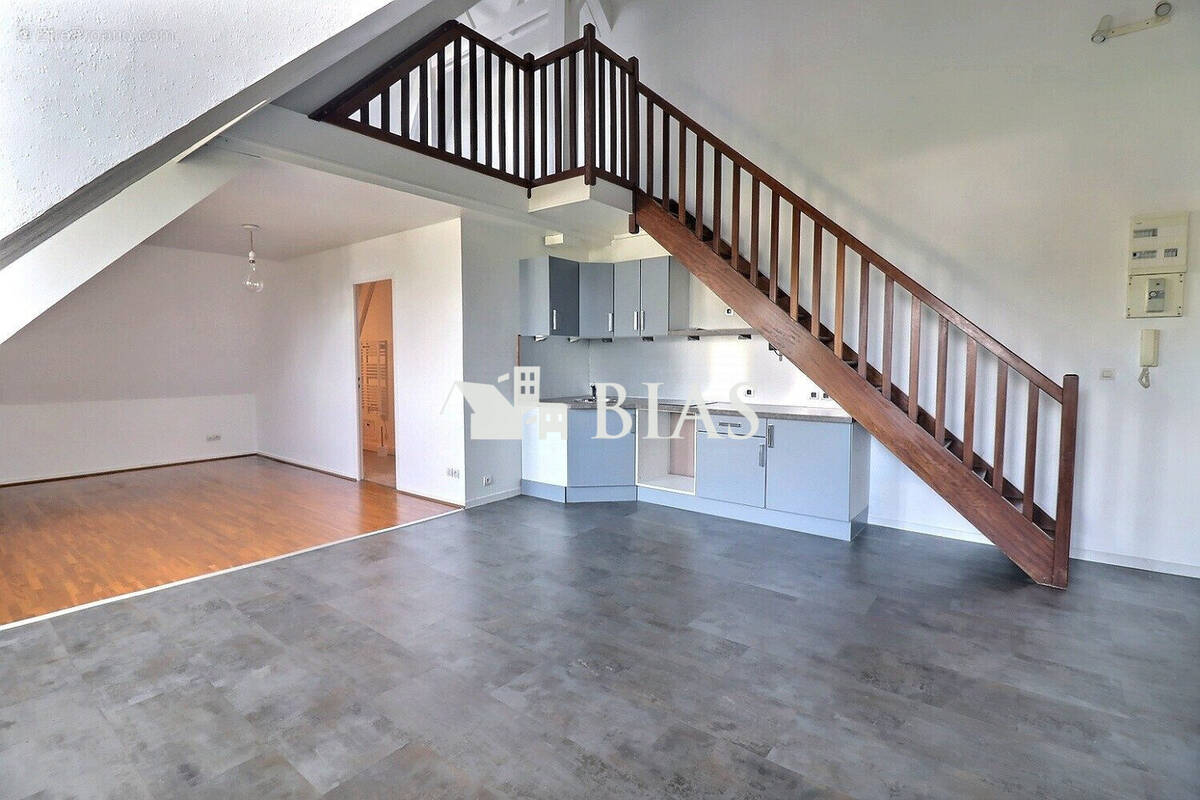 Appartement à PONT-L&#039;EVEQUE